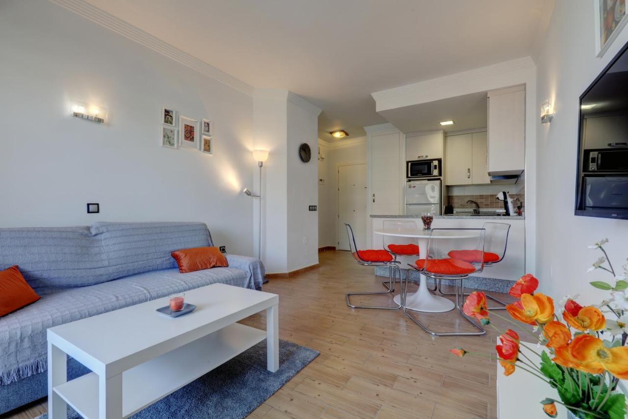 074 - Fabulous Sea View Apartment In Benal Beach Complex Benalmádena Extérieur photo