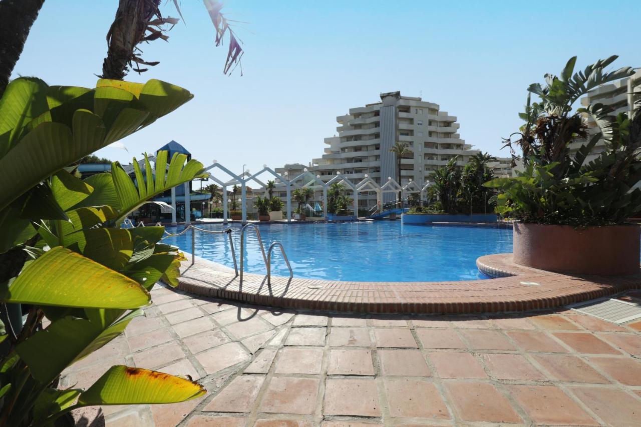 074 - Fabulous Sea View Apartment In Benal Beach Complex Benalmádena Extérieur photo